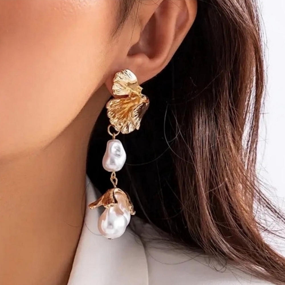 ✨️ House Of Harlow 1960 Double Pearl Floral Drop Statement Earrings ✨️